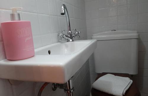 Casa con patio y chimenea en Piedralaves - Photo 22