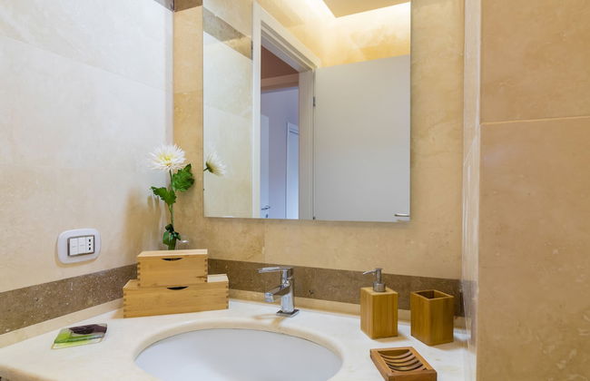 Elegant Flat at Municipio by Napoliapartments - Foto 18