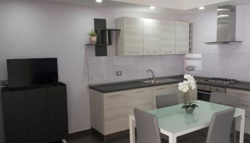 Ai piedi della collina - Foto 2