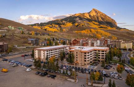 Stellar Location with Hot Tub Pool Steam Room & Gym Acces - Foto 14