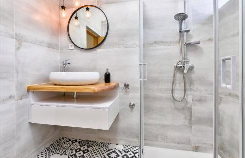 Gorgeous Home In Krizevci - Photo 36