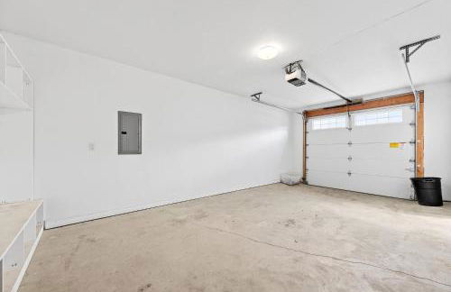 Village Townhouse Walk to Shops Garage - Foto 27