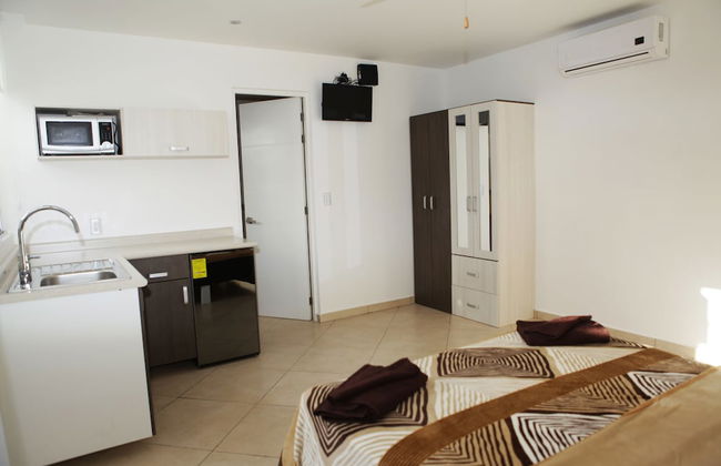 IRIS Studios & Apartments - Photo 2