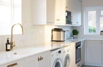 Luxury Beachfront Retreat for 14 with Hot Tub - Photo 22