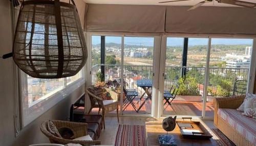 Sea Views Penthouse - Photo 3