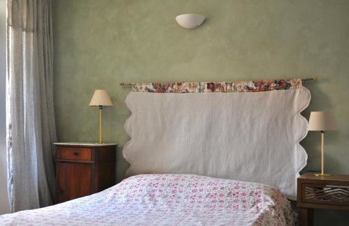 Maison de village 3 chambres 2 SDB avec terrasse & jardin - Proche St Florent - Photo 2