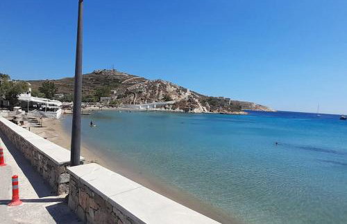 Παραθαλάσσιο εξοχικό σπίτι με θέα τον κόλπο Βάρης - Photo 23