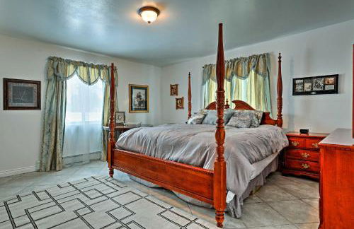 Expansive Getaway about 2 Miles to Mendenhall Glacier! - Foto 13