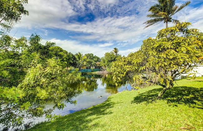 Riverfront King Bed Pool Nearby Beach - Foto 46