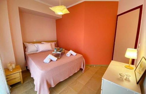 Gorgeous Home In Lakkopetra With Wifi - Foto 17