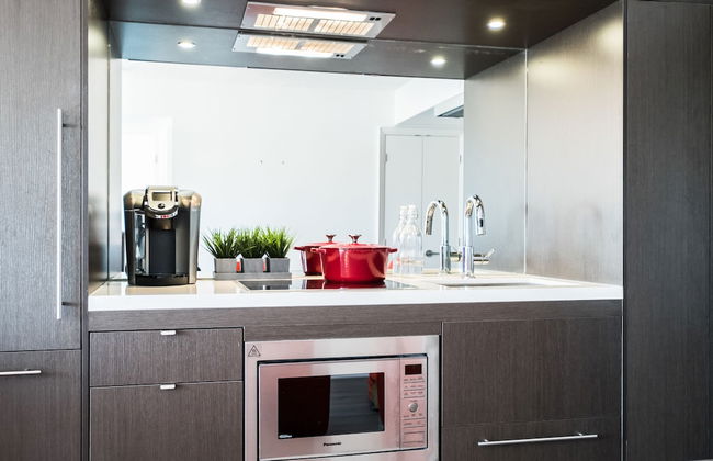 QuickStay - Luxury Executive in Yorkville (Yonge & Bloor) - Photo 7