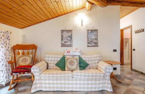 8 Posti letto con Wifi Free, Netflix vicino al Lago di tenno - Foto 2