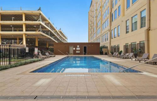 Luxury Penthouse with City Views - Foto 32