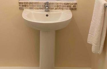 Oaklodge House - Photo 30