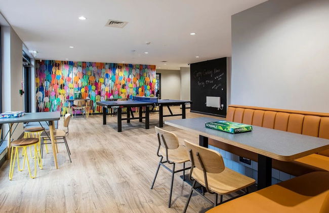 Student Only Botanic Studios - Foto 2