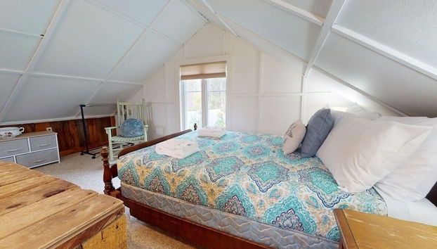 Pond View Cabin Brought to you by GetAway Vacations - Foto 3, Habitación