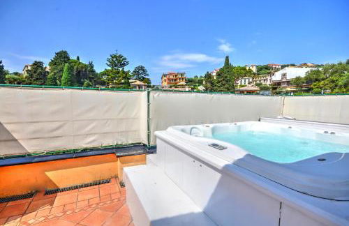 Penthouse Marina-Seaview Jacuzzi and Terrace - Foto 3