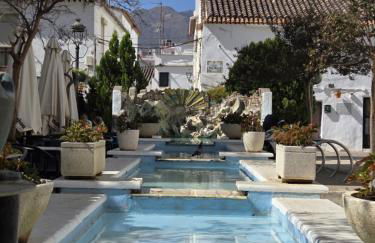 Sea View Penthouse Apartment with Hot Tub - Casa Bella Vista, Buenas Noches , Estepona - Photo 58