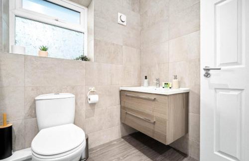 Grand 5 Bedrooms and 3 Bath Birmingham Home - Foto 8