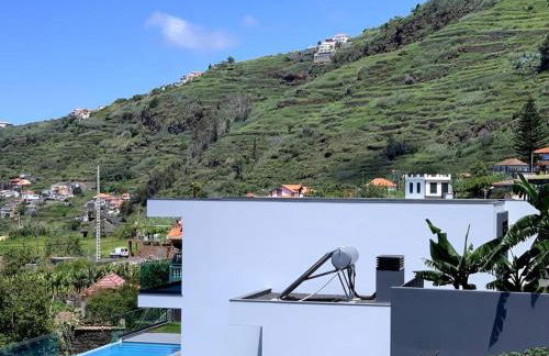 Panoramic View: Lux 3 bed with heated pool - Foto 24