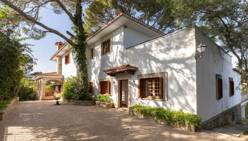 Villa Rosa, espaciosa casa con piscina - Foto 3