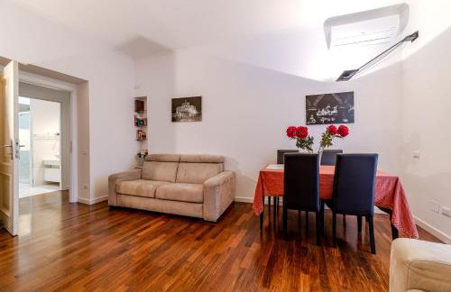 Saint Peter House Station - Photo 22