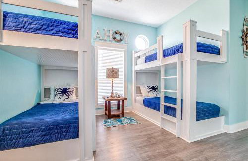 Escape Gulf Views Tiki Bar Sleeps 14 - Foto 23