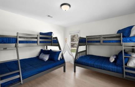 Knotty Pines by Avantstay Lake Views, Renovated - Foto 83