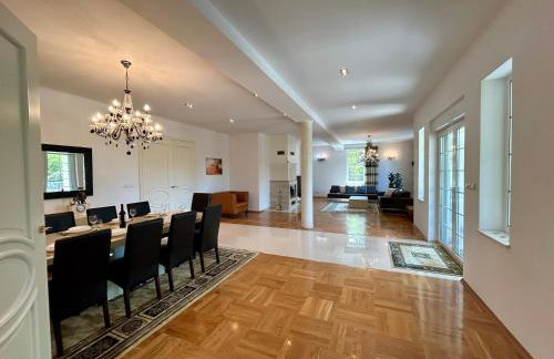 Villa Otolice obok Łowicza, 6 sypialni, balia, sauna, basen, snooker, 50 minut od Warszawy i Łodzi - Foto 16