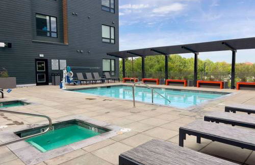 Iconic Nike Studio & Romantic Canopy Glow - Foto 22