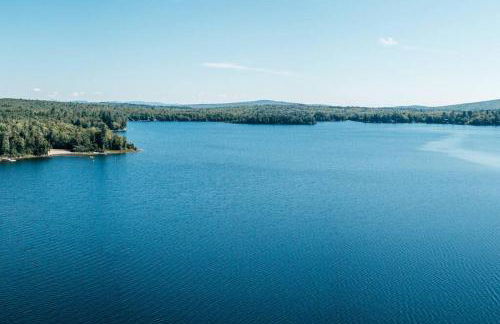 Lakefront Stunning Home, only 30 min to Sugarloaf! - Foto 31