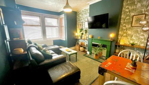 Stylish and artistic flat in Southend on Sea - 2 Double Bedrooms, Free on-street parking - Foto 1