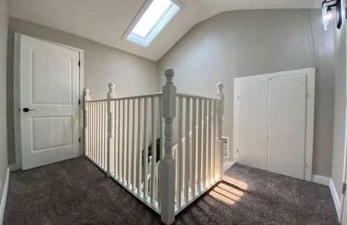 6 BRs Spacious Charming House, Great Neighborhood - Foto 16