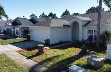 3 Bedroom Villa with Poolside Cinema and Games Room Close to theme Parks sleeps 6 - Photo 80