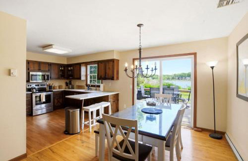 Private Waterfront Home: Dock, Kayaks - Foto 5