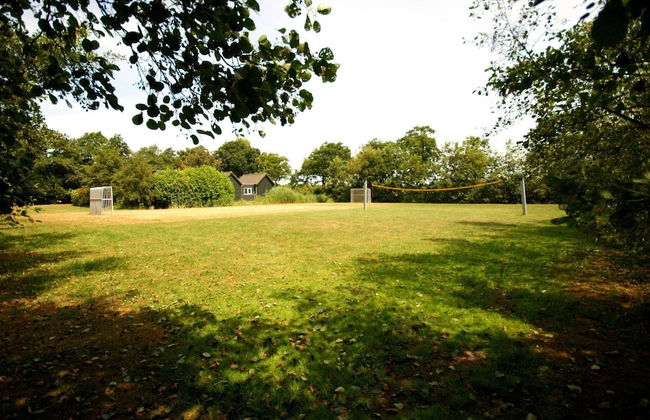 Nice Holiday Home for 5 People, Within Walking Distance of the Beach - Photo 9