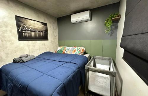 Apê térreo sem escada com Ar Cond, WiFi e banheira! - Foto 10