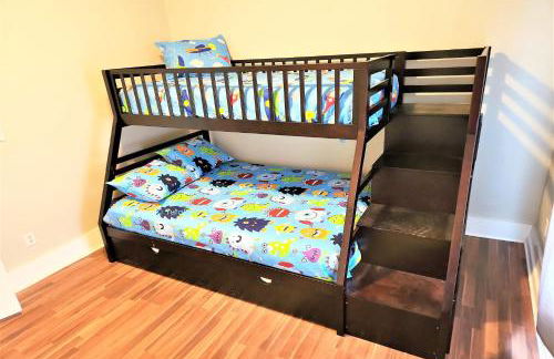 Experience Galveston- Only 1 Block to Beach & Pleasure Pier- 2BED 2Bath-6Beds-7 Minutes to Cruise Port-CasaAzul-2605A- - Foto 16