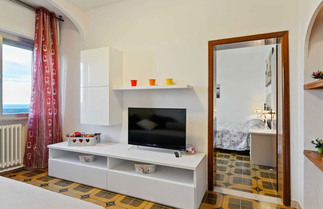 Belvilla by OYO Pleasant Apartment With Courtyard - Foto 14