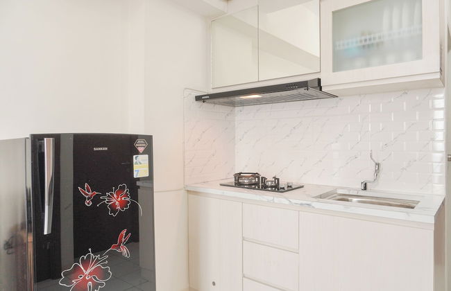 Comfy Stay 2BR at Podomoro Golf View Apartment - Foto 12