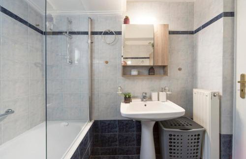 Mother's House - Photo 27