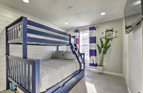 NEW! Updated Mystic Home w/ Sauna, Hot Tub & Deck - Foto 19