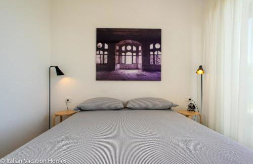 Italian Vacation Homes - Panoramic Villa - Photo 17