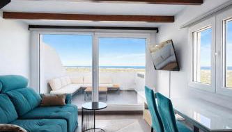 Mediterranean View Apartment - Photo 4