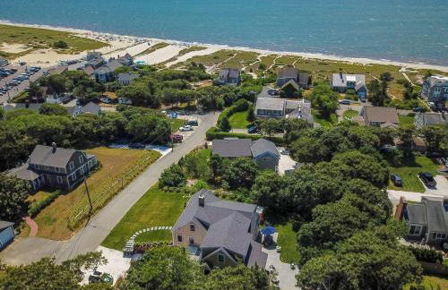 Gorgeous Home 2 Min Walk to Beach - Foto 44