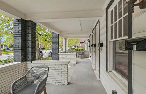 3BR City Chic Modern Apt - Central Location - Foto 19