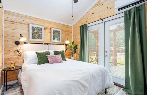 8 All Decked Out, Luxury Tiny House, Boat Parking Mins to Lake Guntersville, Downtown - Foto 4