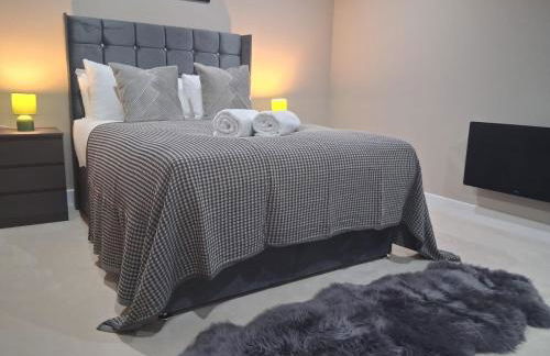 3 Bed Penthouse, 2Free Parking Spaces Close to BHX NEC - Foto 32