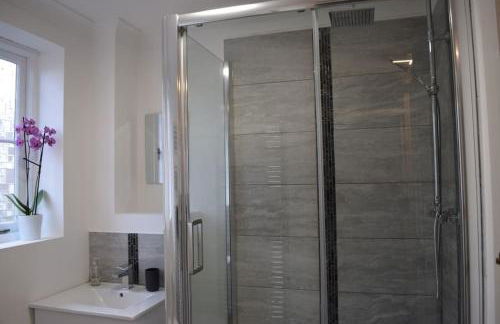 Kirby House Canterbury, Wi-Fi, park small or medium car - Foto 12