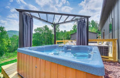 Hot Tub & Mtn Views: Pet-Friendly Englewood Cabin - Photo 23